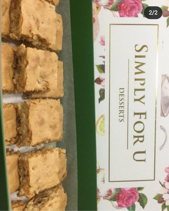 Date Brownie with Walnuts (-- pcs /box)